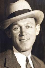 Hal Skelly profile photo