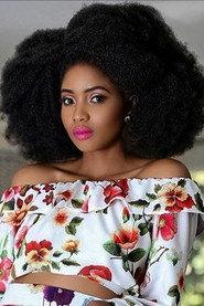 Lunathi Mampofu profile photo