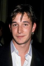 Noah Wyle profile photo
