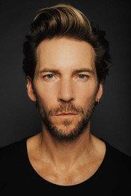 Troy Baker profile photo