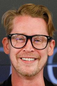 Macaulay Culkin profile photo