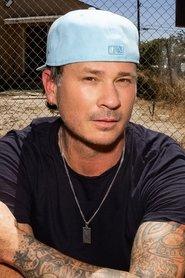 Tom DeLonge profile photo