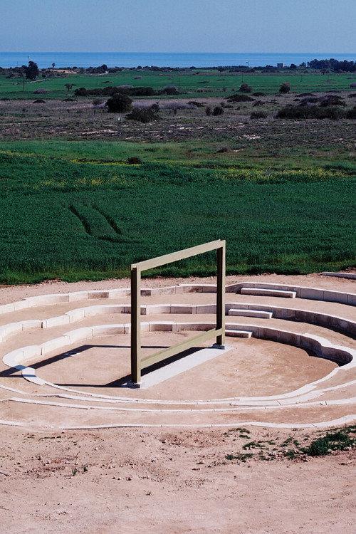 Inside the Outset: Evoking a Space of Passage backdrop