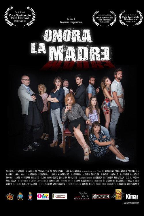 Onora la Madre backdrop