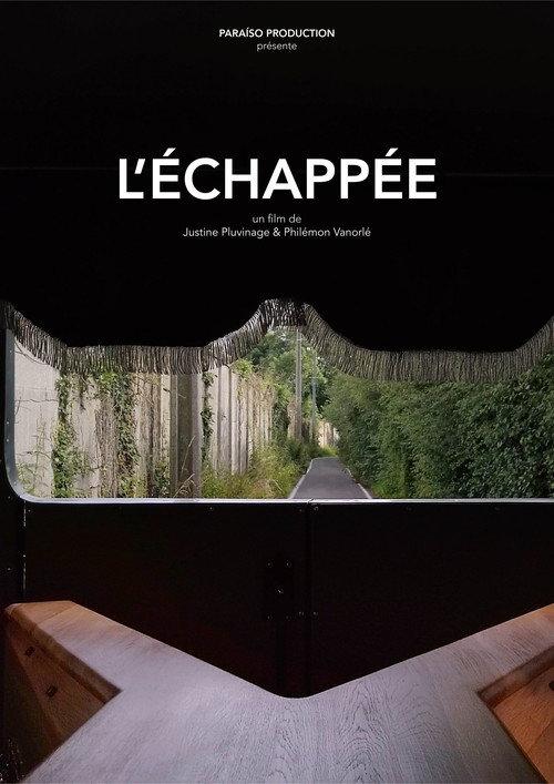 L'échappée backdrop