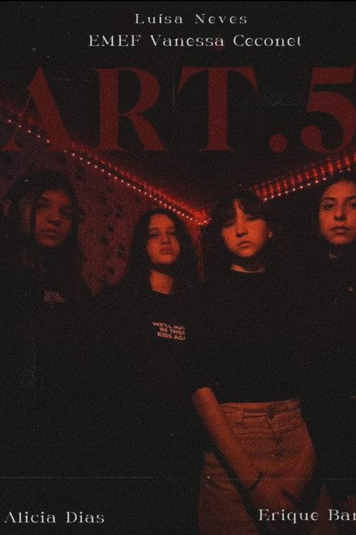 Art.5° backdrop