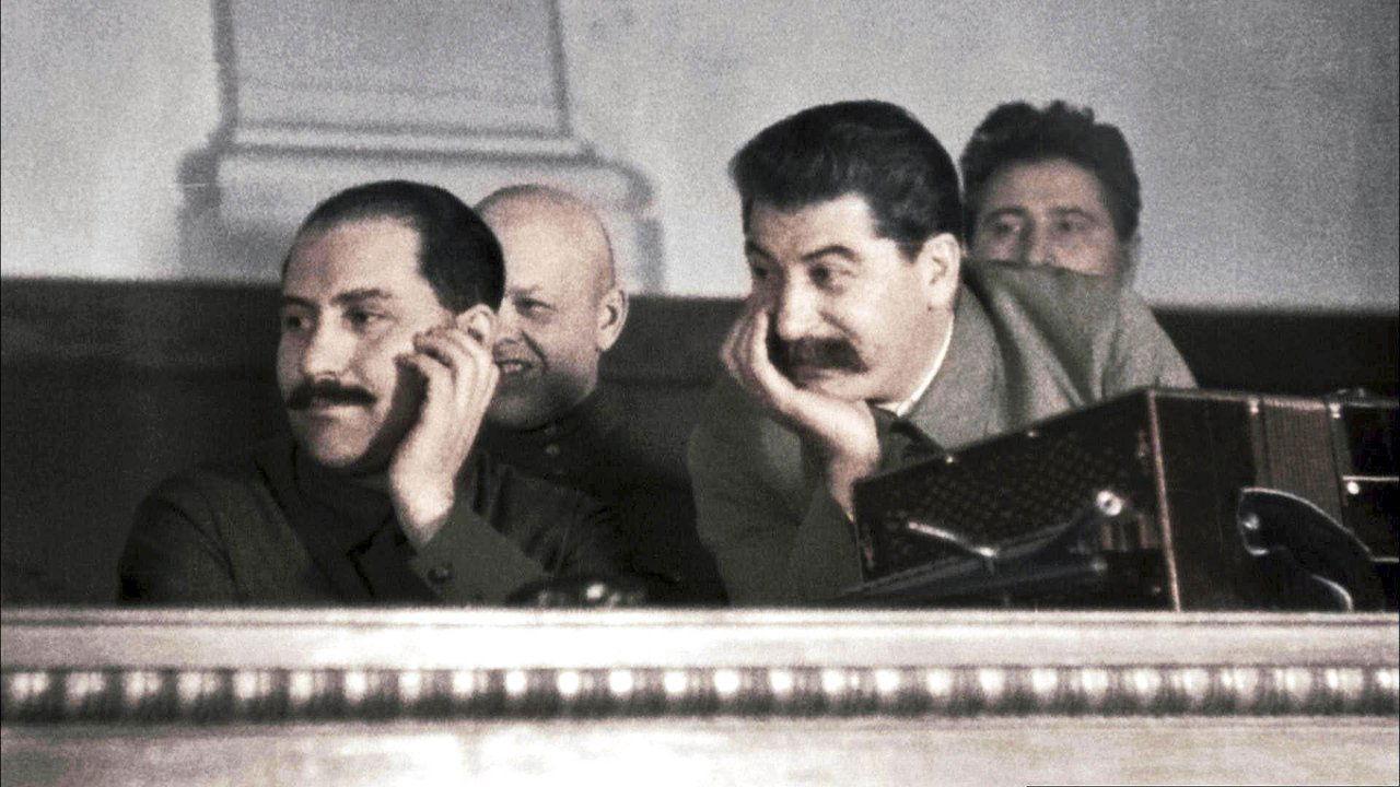 Apocalypse: Stalin backdrop