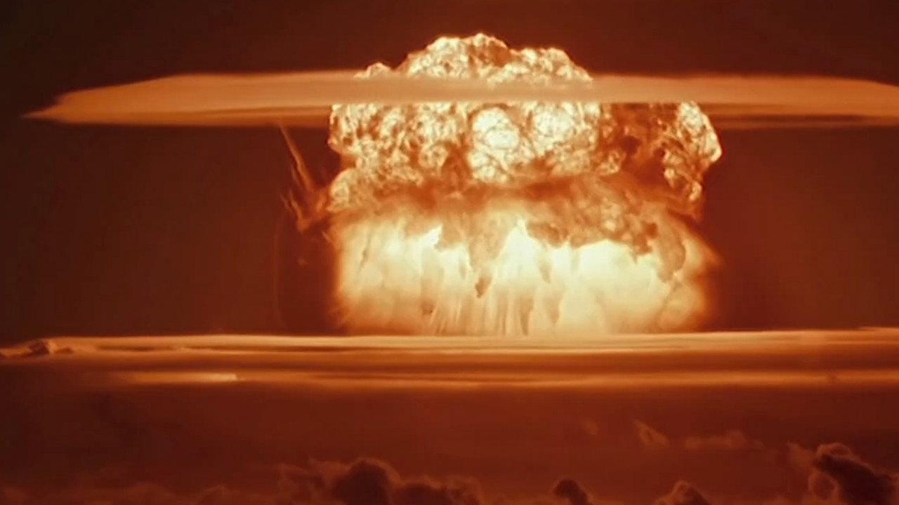 Die Mächtigste Bombe der Welt backdrop