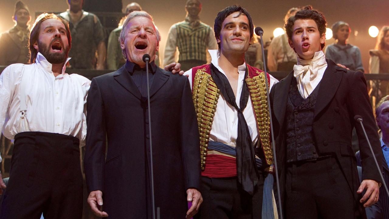 Les Misérables: 25th Anniversary in Concert backdrop