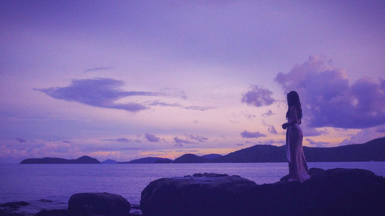 Voyage Into the Night backdrop