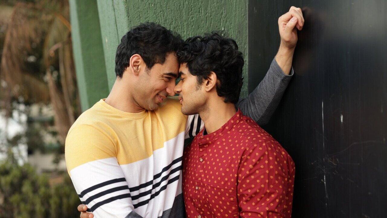 Kuch Sapney Apne backdrop