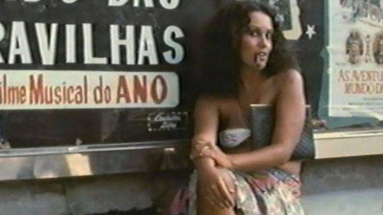A$$untina of the Amerikas backdrop