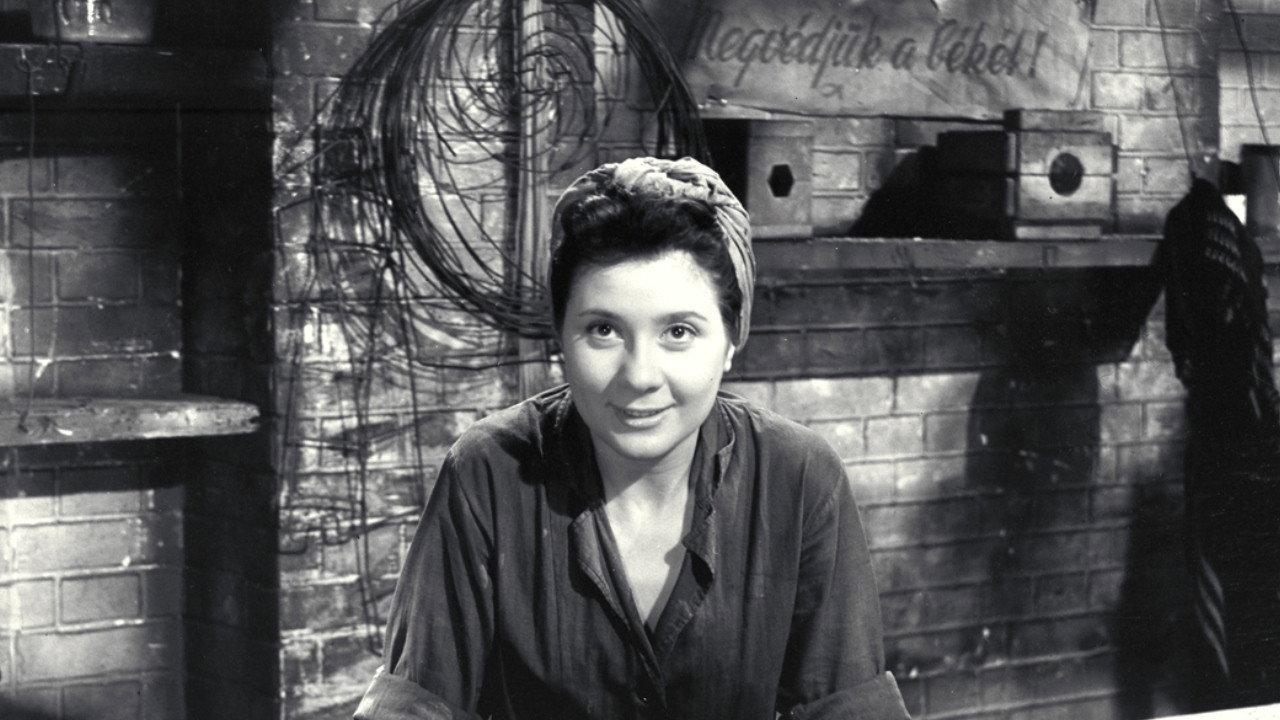 Anna Szabó backdrop
