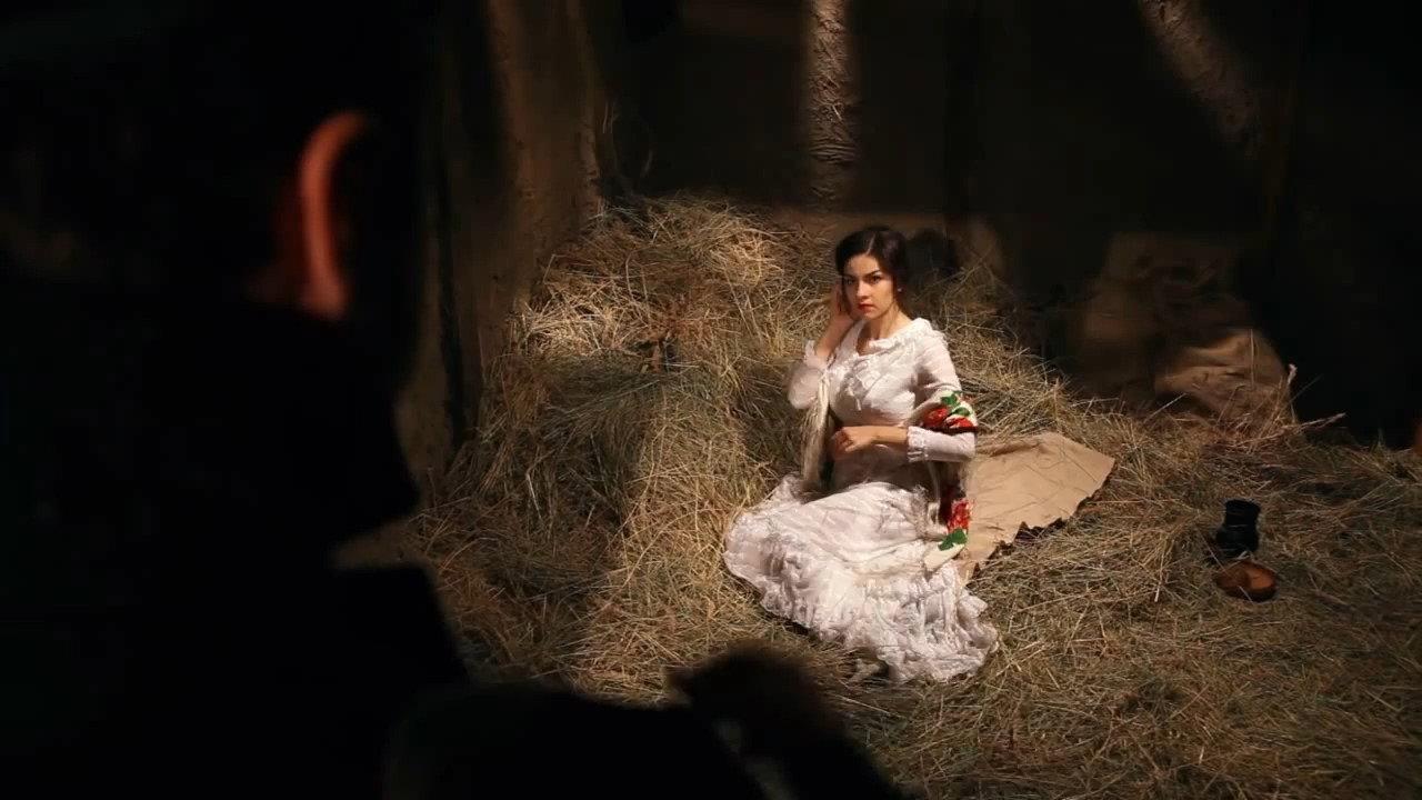 Момент backdrop