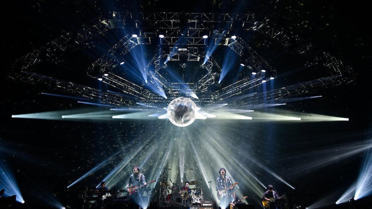 back number “SCENT OF HUMOR TOUR 2022” at 幕張メッセ国際展示場 backdrop