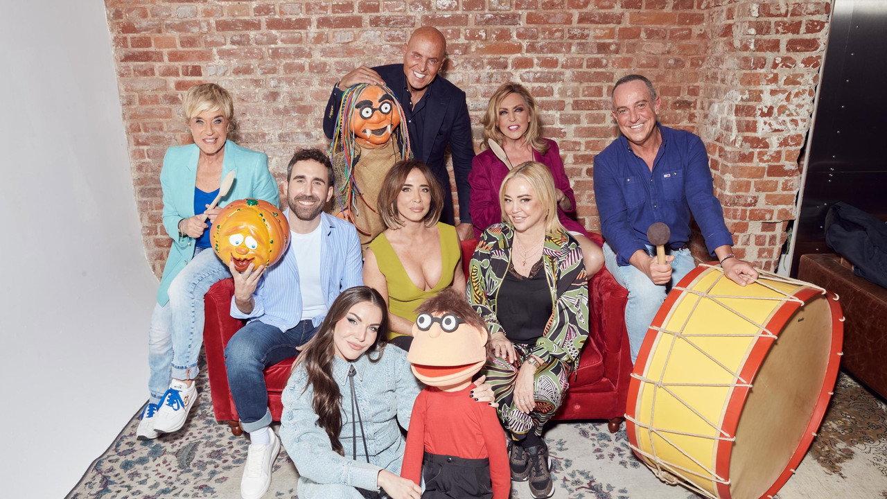 La familia de la tele backdrop