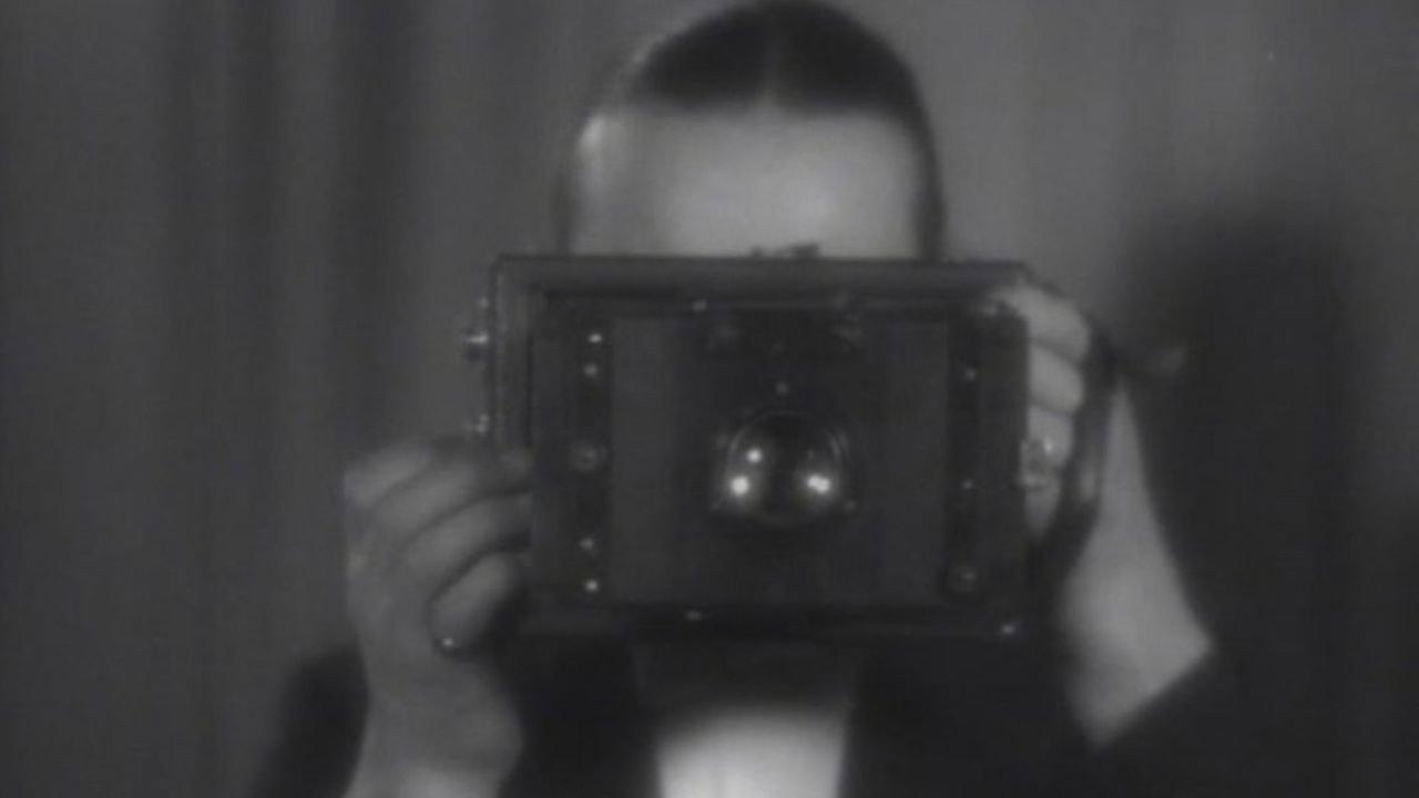 The Mystery of the Yellow Room backdrop