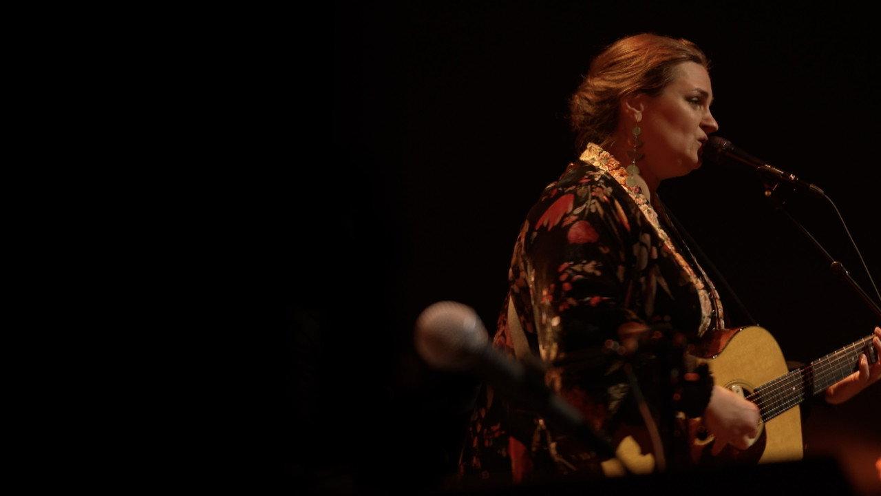 Madeleine Peyroux - Live In Bordeaux backdrop