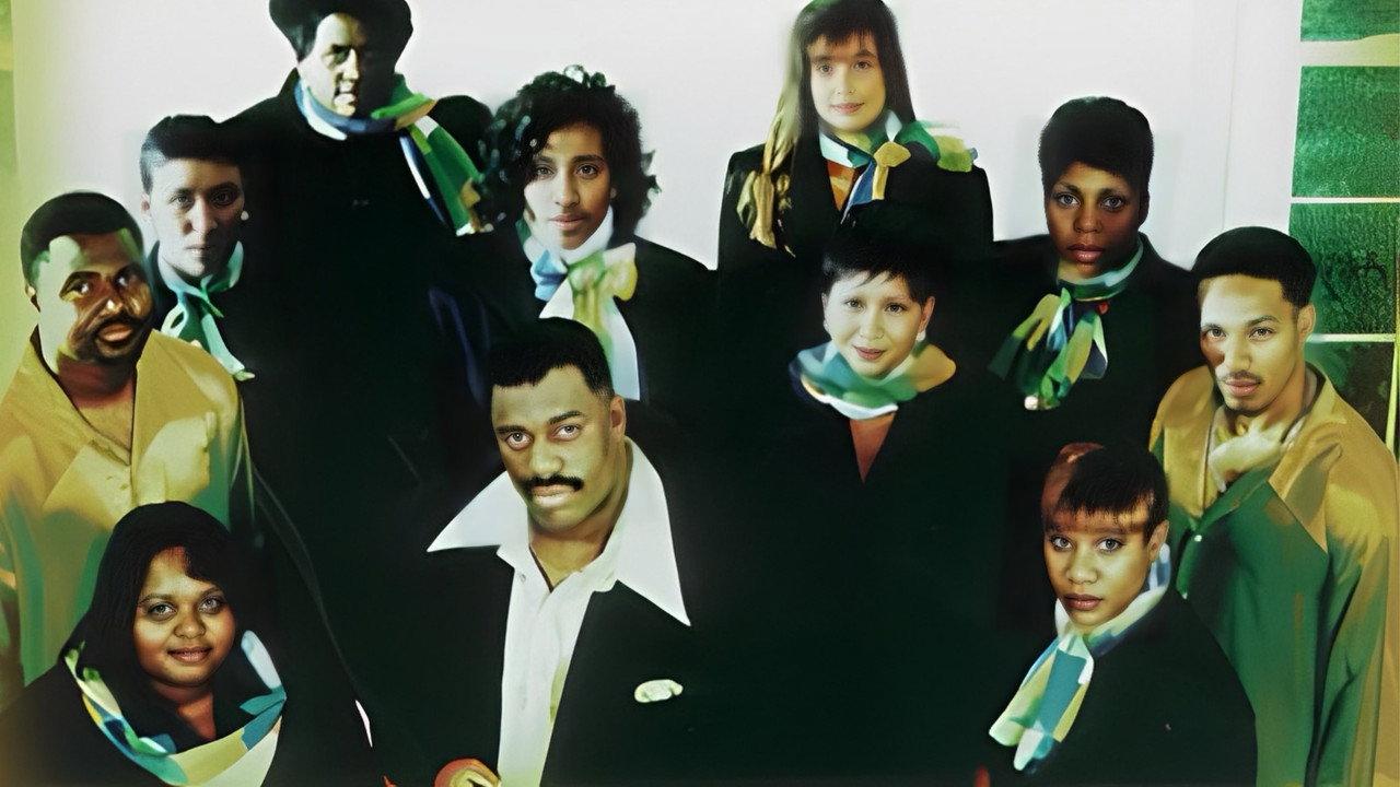 The New Life Community Choir Featuring John P. Kee: Strength backdrop