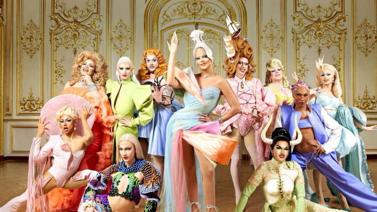 Drag Race France backdrop