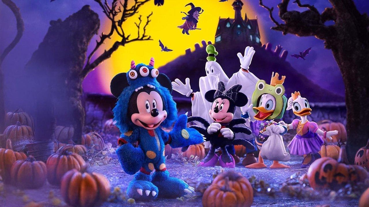 Mickey's Spooky Stories backdrop