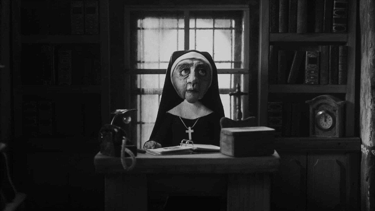 Mater Benefacta backdrop
