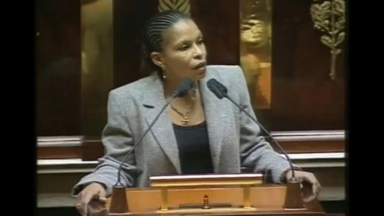 Christiane Taubira : une loi pour mémoire backdrop