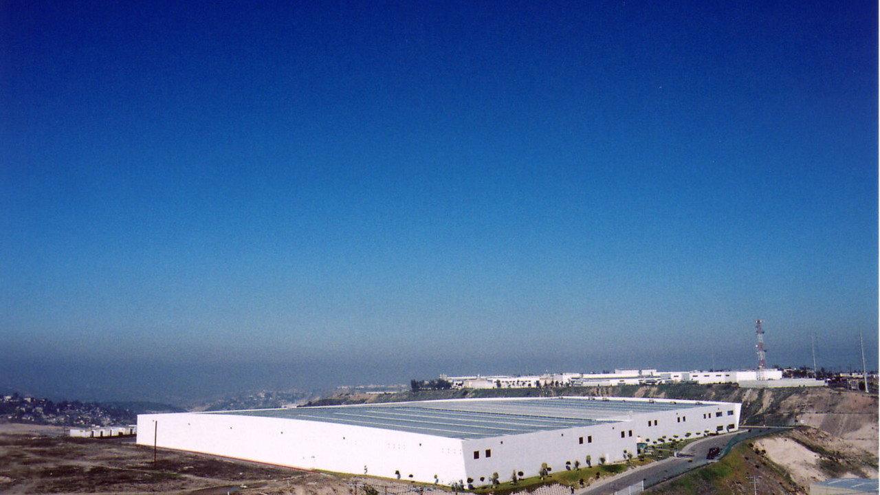 Maquilapolis backdrop