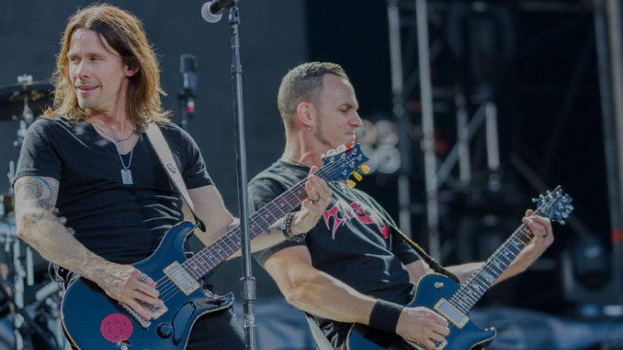 Alter Bridge: Live in Milan backdrop