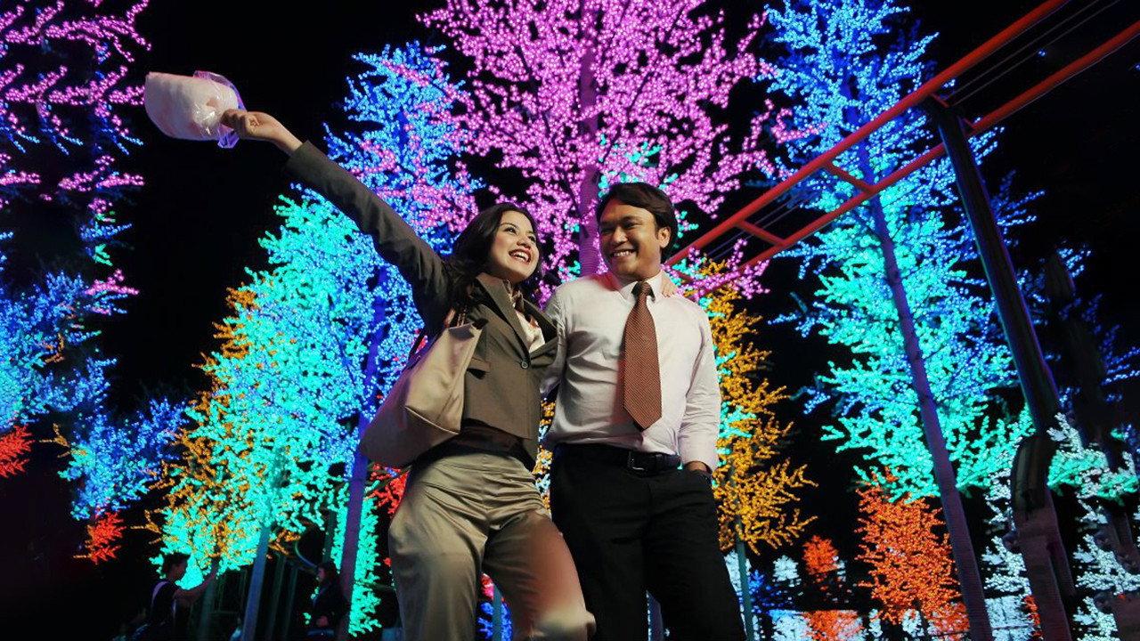 Saya Amat Mencintaimu backdrop