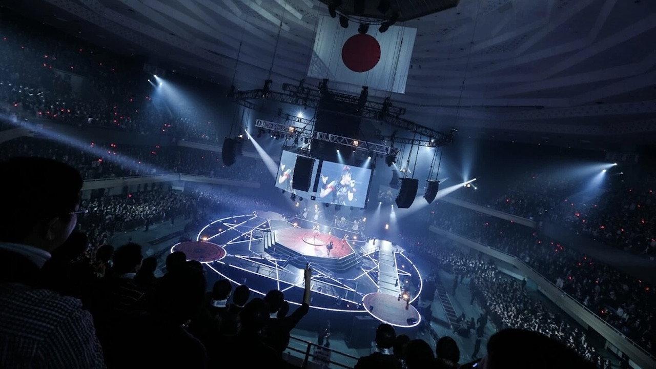 BABYMETAL - Live at Budokan ~Red Night & Black Night Apocalypse~ backdrop