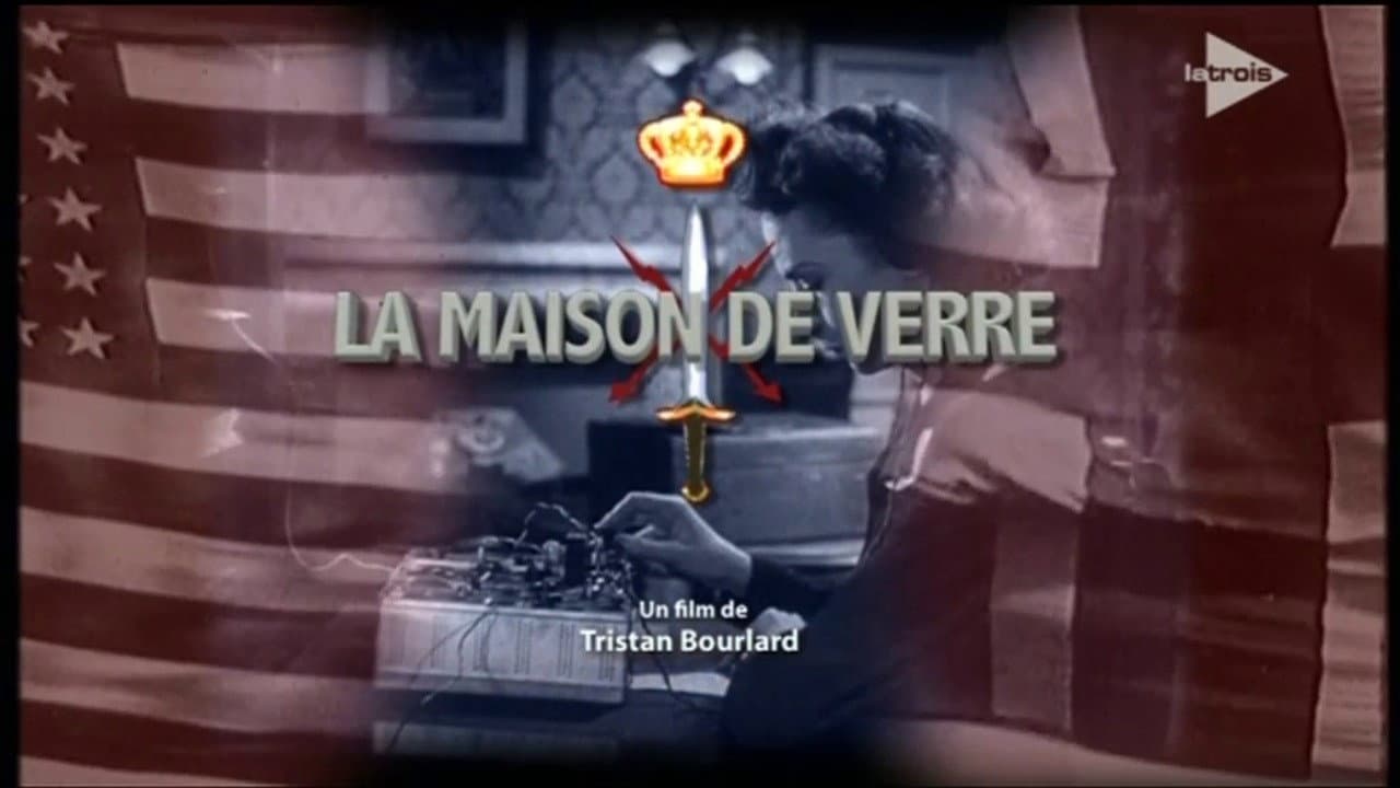 La maison de verre backdrop