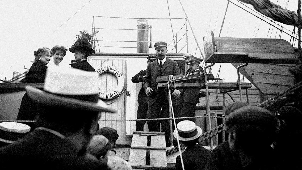 Charcot: Secret Poles backdrop