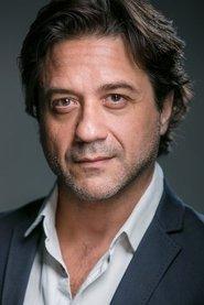 Enrique Arce profile photo