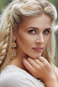 Olesya Evstigneeva profile photo