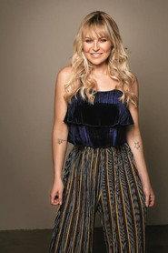 Karlien van Jaarsveld profile photo