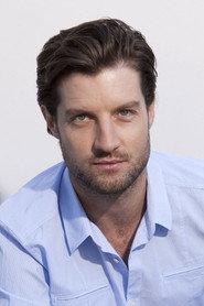 Axle Whitehead profile photo