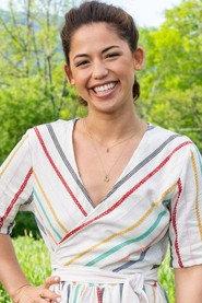 Molly Yeh profile photo