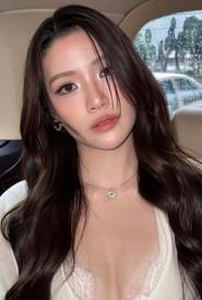 Natnicha Pratipnatsiri profile photo