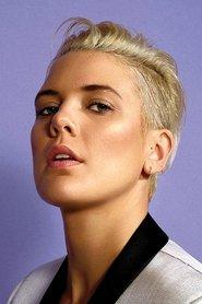 Betty Who profile photo