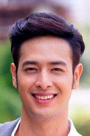 White Kulthawat Buacharoen profile photo