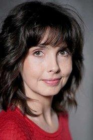 Émilie Cazenave profile photo