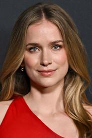 Elizabeth Lail profile photo