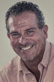 Lee Simmons profile photo
