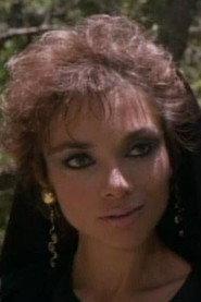 Lamya Derval profile photo