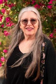 Julie Bernstein profile photo
