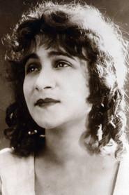 Béatrice Bretty profile photo