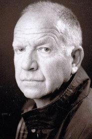 Tom Chadbon profile photo