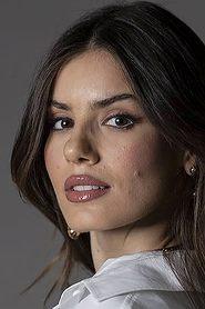 Camila Queiroz profile photo
