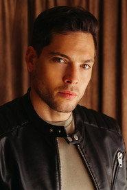 Román Reyes profile photo
